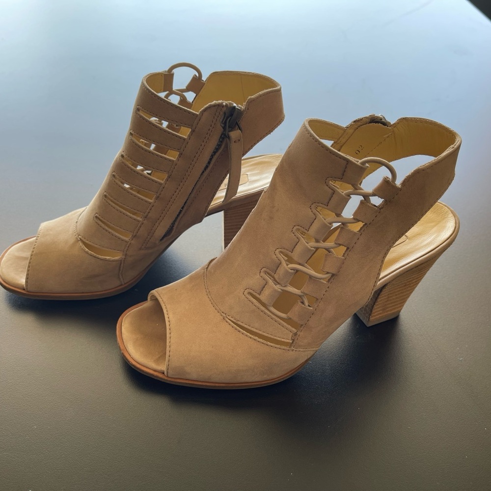 Paul Green Tan Peep-Toe Heeled Sandals Size 6 US